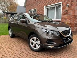 Braun Gebraucht 2018 Nissan Qashqai SUV | 14.990 € (Fairer Preis)