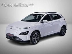 Weiß Gebraucht 2022 Hyundai Kona Trend SUV | 16.999 € (Guter Preis)