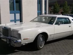 Weiß Gebraucht 1975 Lincoln Continental Coupé | 16.999 €