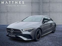 Grau Gebraucht 2025 Mercedes CLA220 AMG Limousine | 44.890 €