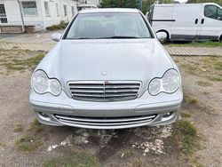 Silber Gebraucht 2006 Mercedes C180 Elegance Limousine | 4.900 € (Fairer Preis)