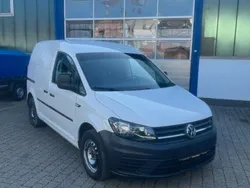 Weiß Gebraucht 2016 VW Caddy Van / Kleinbus | 12.200 € (Guter Preis)