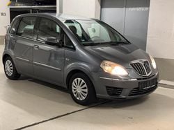 Grau Gebraucht 2010 Lancia Musa Van / Kleinbus | 1.290 € (Superpreis)