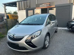 Silber Gebraucht 2013 Opel Zafira Tourer Edition Van / Kleinbus | 8.600 € (Fairer Preis)