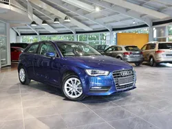 Blau Gebraucht 2013 Audi A3 Comfort Limousine | 10.450 € (Fairer Preis)