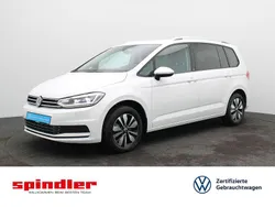 Pure white Gebraucht 2024 VW Touran Move Van / Kleinbus | 35.880 € (Fairer Preis)