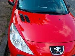Rot Gebraucht 2010 Peugeot 206+ Kleinwagen | 850 € (Guter Preis)