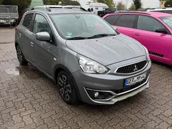 Grau Gebraucht 2018 Mitsubishi Space Star Edition Kleinwagen | 8.500 € (Fairer Preis)