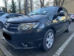 Schwarz Gebraucht 2015 Dacia Sandero Ambiance Limousine | 4.000 € (Superpreis)
