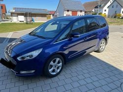 Blau Gebraucht 2015 Ford Galaxy Van / Kleinbus | 13.249 € (Guter Preis)