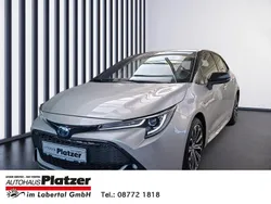 Silber Gebraucht 2019 Toyota Corolla Hybrid Club Limousine | 18.950 € (Fairer Preis)
