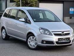 Silber Gebraucht 2006 Opel Zafira Edition Van / Kleinbus | 5.950 € (Teuer)