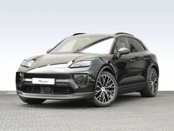 Tiefschwarzmetallic Gebraucht 2024 Porsche Macan SUV | 98.700 € (Superpreis)