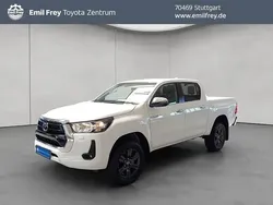 Schneeweiß Neu 2025 Toyota HiLux Comfort Abholung | 50.950 € (Etwas zu teuer)