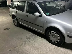 Silber Gebraucht 2006 VW Golf V Kombi | 1.800 € (Guter Preis)