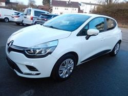 Weiß Gebraucht 2017 Renault Clio IV Abholung | 7.299 € (Fairer Preis)