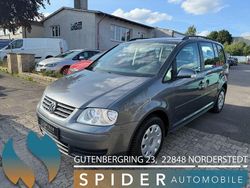 Grau Gebraucht 2006 VW Touran Trendline Van / Kleinbus | 8.980 €
