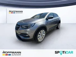 Kontrast grau/quarz silber Gebraucht 2019 Opel Grandland X Innovation SUV | 23.990 €