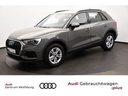 Chronosgrau metallic (metallic) Gebraucht 2022 Audi Q3 Basis SUV | 27.780 € (Superpreis)