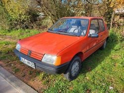 Rot Gebraucht 1990 Peugeot 205 Limousine | 950 €