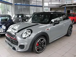 Moonwalk grey Gebraucht 2020 Mini John Cooper Works Kleinwagen | 28.950 € (Fairer Preis)