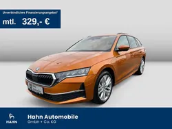 Orange Gebraucht 2024 Skoda Octavia Selection Kombi | 27.930 € (Guter Preis)