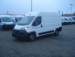 Weiß Gebraucht 2022 Fiat Ducato Van | 19.873 € (Guter Preis)