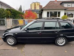 Schwarz Gebraucht 2002 BMW 316 Sport Line Kombi | 3.500 € (Fairer Preis)