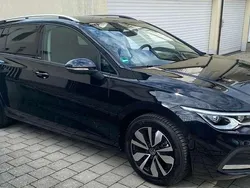 Schwarz Gebraucht 2023 VW Golf VIII Move Kombi | 26.000 € (Fairer Preis)