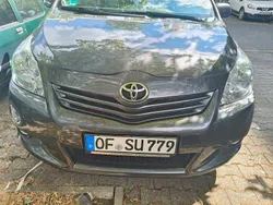 Gebraucht 2010 Toyota Verso Life Van / Kleinbus | 8.700 € (Etwas zu teuer)