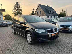 Schwarz Gebraucht 2007 VW Touran Van / Kleinbus | 6.450 € (Fairer Preis)