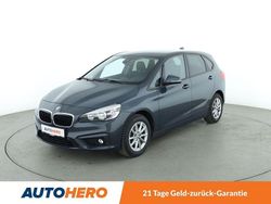 Grau Gebraucht 2015 BMW 218 Active Tourer Basis Van / Kleinbus | 12.120 € (Fairer Preis)