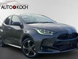 Grau Neu 2025 Toyota Yaris Hybrid Style Limousine | 28.940 € (Fairer Preis)