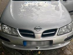Silber Gebraucht 2000 Nissan Almera Limousine | 1.150 €