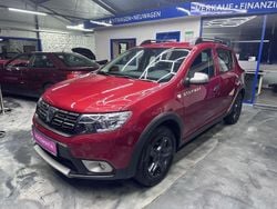 Rot Gebraucht 2018 Dacia Sandero Prestige Limousine | 11.200 € (Fairer Preis)