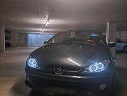 Schwarz Gebraucht 2003 Peugeot 206 CC Cabrio | 2.000 € (Fairer Preis)