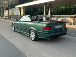 Grün Gebraucht 1999 BMW 328 Cabriolet M Sport Cabrio | 14.500 €