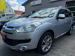 Grau Gebraucht 2009 Citroën C-Crosser Exclusive SUV | 8.490 € (Etwas zu teuer)