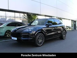 Moonlightbluemetallic (blau) Gebraucht 2020 Porsche Cayenne S SUV | 72.900 € (Teuer)