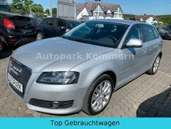 Silber Gebraucht 2010 Audi A3 Sportback Attraction Limousine | 8.999 € (Fairer Preis)