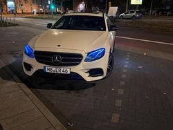 Andere farben Gebraucht 2018 Mercedes E220 AMG Limousine | 16.900 € (Etwas zu teuer)