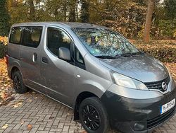 Grau Gebraucht 2010 Nissan Qashqai SUV | 3.300 €