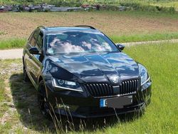 Schwarz Gebraucht 2016 Skoda Superb SportLine Kombi | 13.800 € (Superpreis)