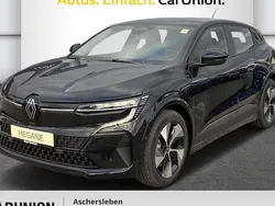 Schwarz Gebraucht 2024 Renault Mégane Equilibre Limousine | 32.995 €