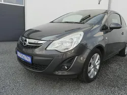 Grau Gebraucht 2013 Opel Corsa Kleinwagen | 4.800 € (Etwas zu teuer)