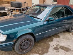 Grün Gebraucht 1995 Mercedes E200 Coupé | 2.999 €