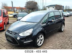 Schwarz Gebraucht 2013 Ford S-MAX Titanium Van / Kleinbus | 8.490 € (Etwas zu teuer)