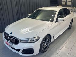 Weiß Gebraucht 2021 BMW 520 M Sport Limousine | 37.999 € (Teuer)
