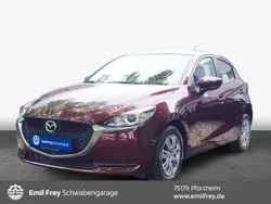 Rot Gebraucht 2023 Mazda 2 Center-Line Limousine | 15.850 € (Guter Preis)