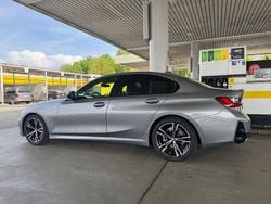 Grau Gebraucht 2024 BMW 320 M Sport Limousine | 35.990 € (Superpreis)